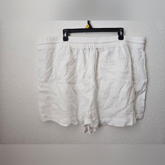 Athleta Retreat 100% Linen Shorts Ivory Color Size 22 - Picture 3 of 10